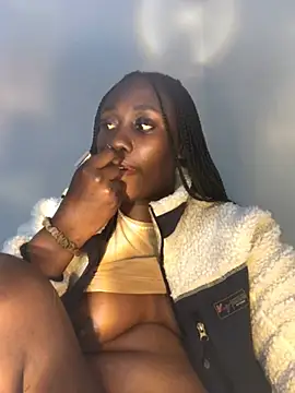 Lola_Davis6