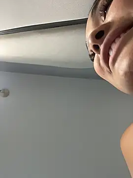 kendall__evanss (F teen) - MY SQUIRT IN YOUR MOUTH