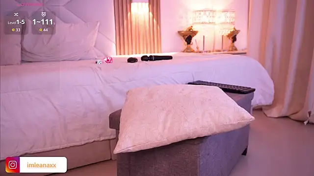 imLeanna_ live webcam show