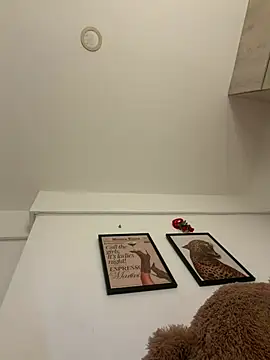 ZaraLuuv webcam