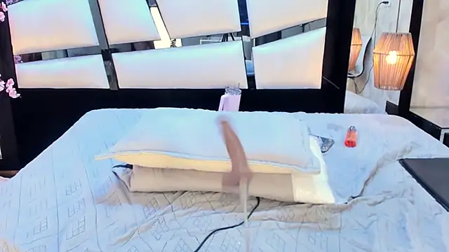 tessacooper1 - TessaCooper1's free webcam - UK Sex Cams