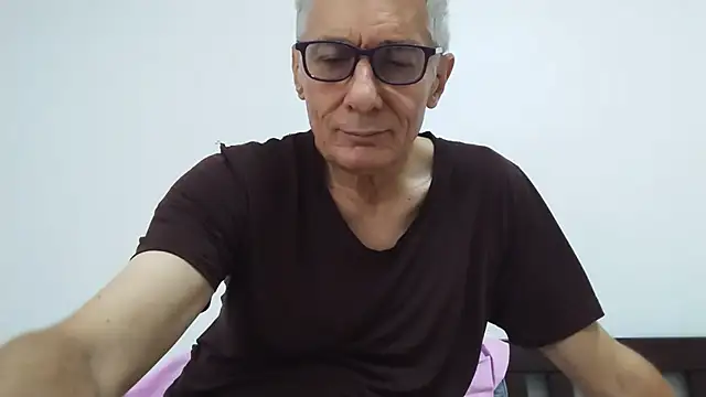 BIGUNCUTHARDCOCK webcam
