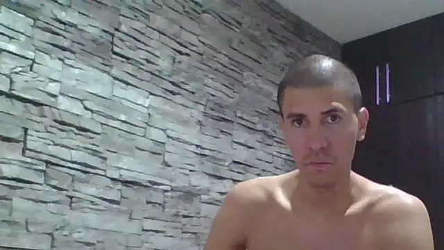Sexylatin64 webcam