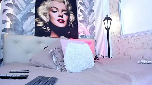 viktoria_davis_ webcam