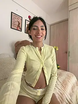 zaraluuv (F young) - Play with my dildo! 🍆🔥