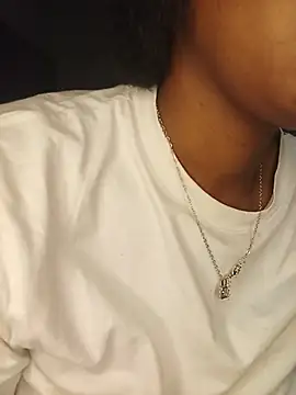BOTTYANGELxx1 webcam