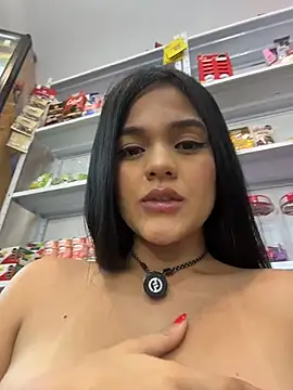 bella-ferrer (F young) - Ride torso and squirt express