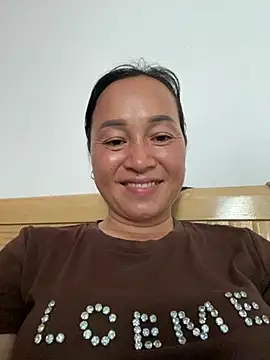 loly_hana (F milf) - shopping