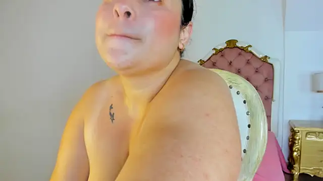 lilacoral7 webcam