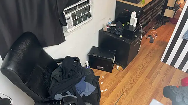 leanjamesdean live webcam show