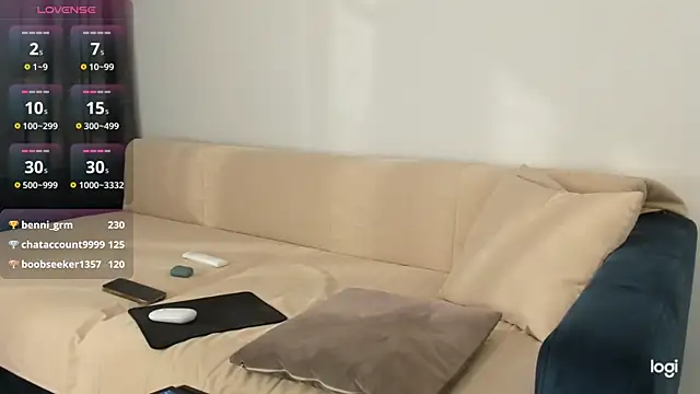 AmelinaLove webcam