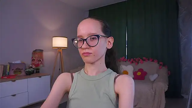 bettybrowni - BettyBrowni's free webcam - UK Sex Cams