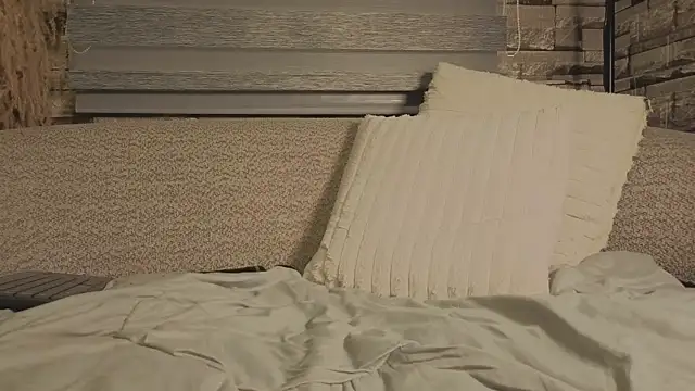 giigii_hadidd webcam