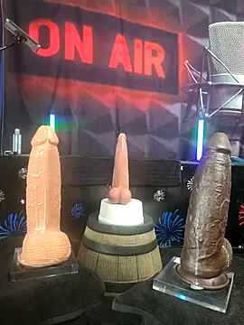 FantasyMan-BiWM live cam