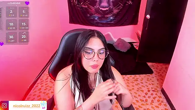 Nicolle_Ruizz webcam