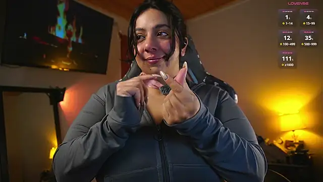 coraline_latin webcam