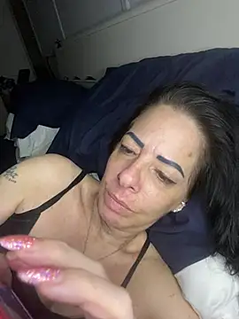 Ginevra_75 live webcam show
