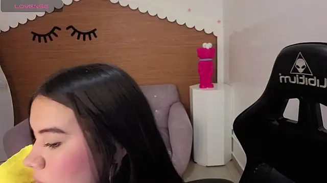 valeria_ramirez_t live webcam show
