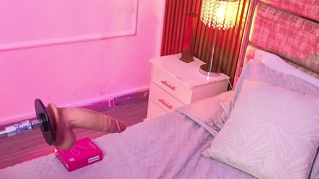MiaBlackrose live webcam
