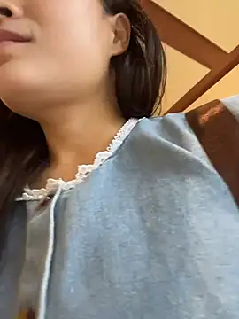 xiaolu0706 live webcam show
