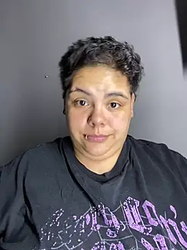 Hailey_Curvy webcam