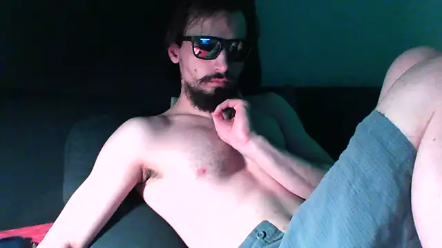 kaelnox - KaelNox's free webcam - UK Sex Cams