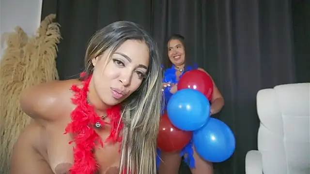 charlottelover21's live room