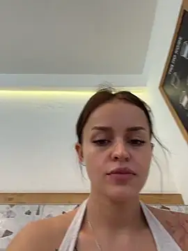 angelinateller (F young) - Make my pussy cum Fontaine💦💦💦