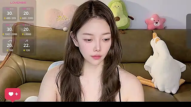 alin250 (Ask my age) - 想要一个陪睡员，羡慕睡眠好的人
