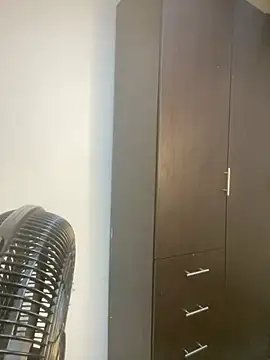 Kriss_Edwards live cam