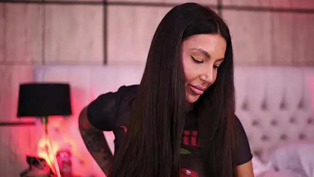 aishaadevoe's live room