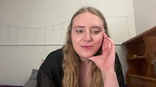 pattyworld69 (F young) - finger my tight pussy
