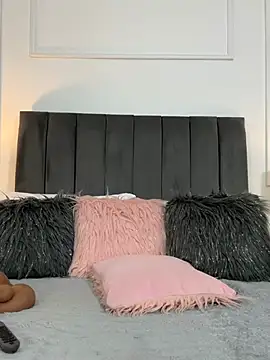 madisonwilde (F young) - rub my pussy inside panty 🥵