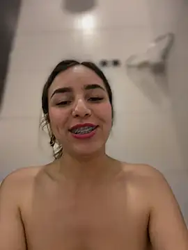 nathashaa velve