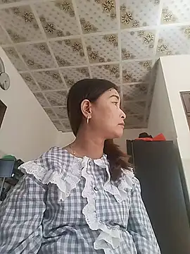 Sexy-ladyboobs20 webcam