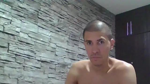 Sexylatin64 webcam