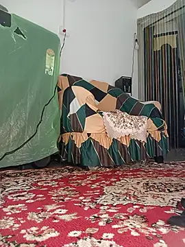 Saniya76 webcam