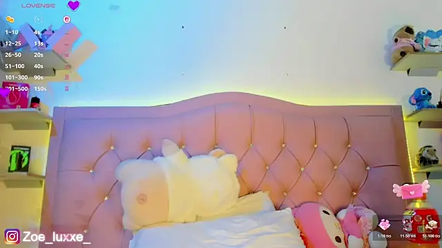 Zoe_Luxxe_ webcam