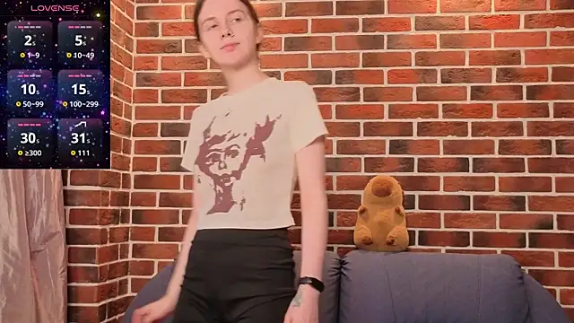 MyrtaMcclaney webcam