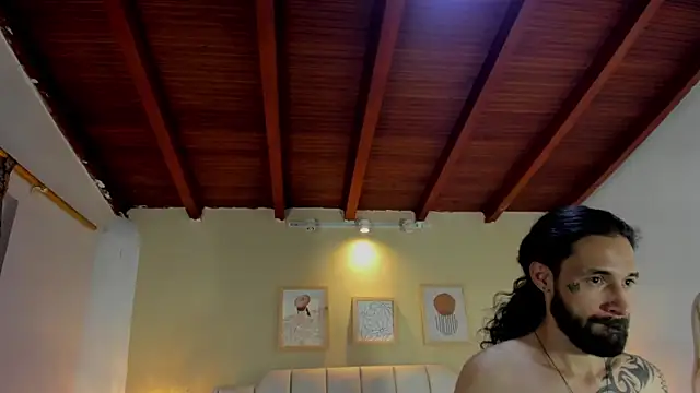 Alexx_val webcam