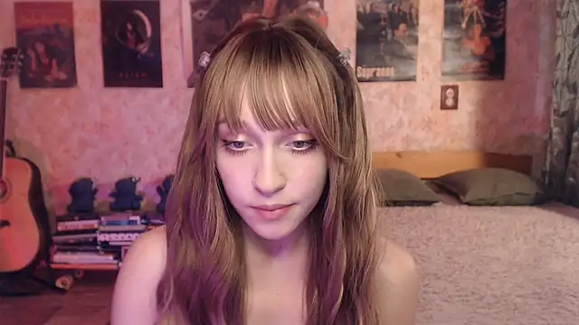 Friendly_Ellie webcam