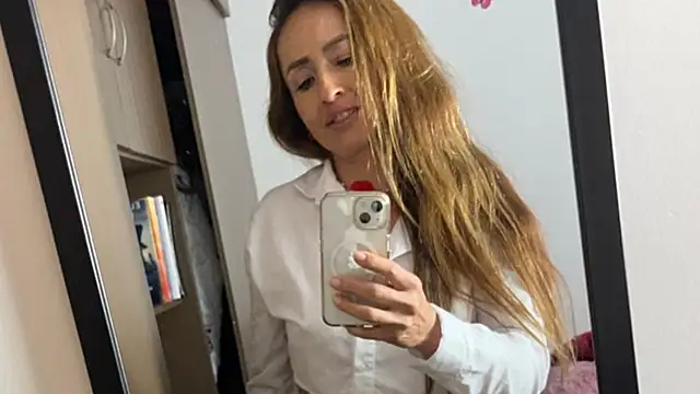 valeria_teiku webcam