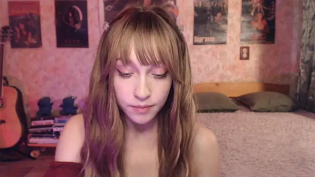 Friendly_Ellie webcam