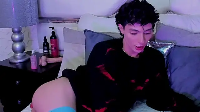 KylieMonnett webcam