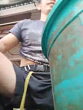 traiwe06 (Ask my age) - Ass and dick