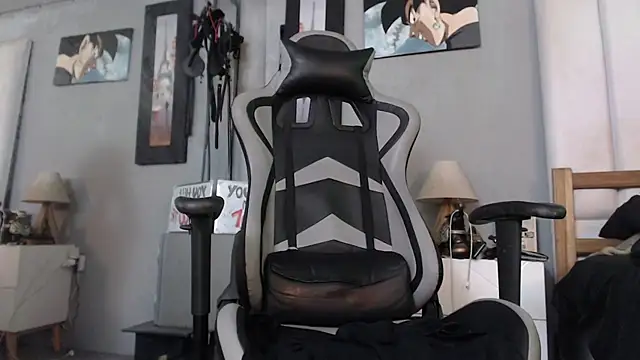 bardock_1 live cam on StripChat