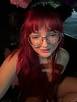 urpuppymoon webcam