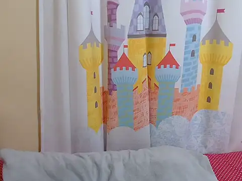 zeina_gen webcam