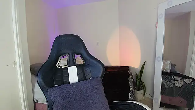 April_Scarlett webcam
