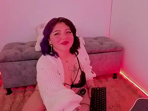 Blueberry_gothic webcam